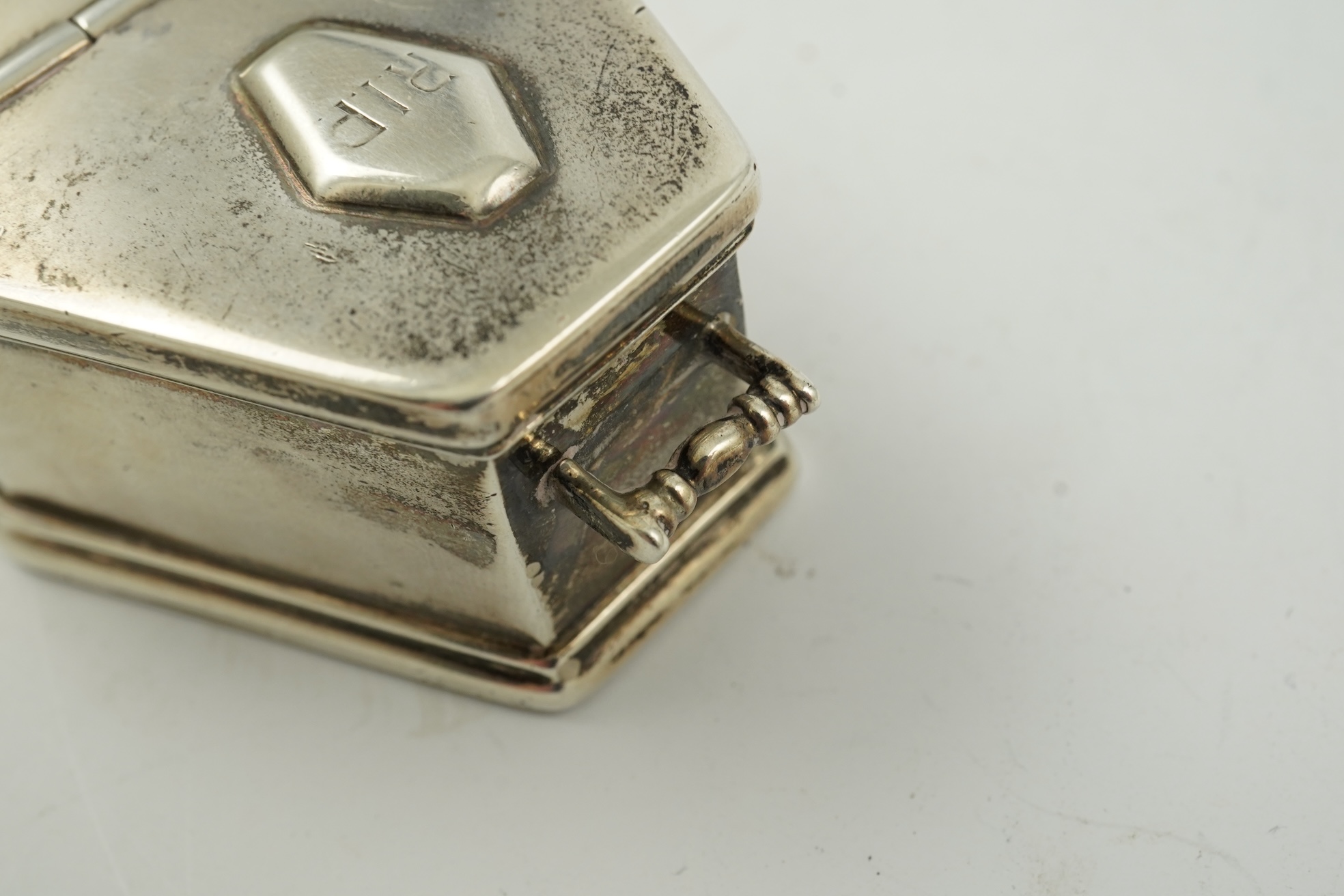 A George VI novelty silver snuff box, modelled as coffin with two handles and an 'RIP' appliqué, maker HW